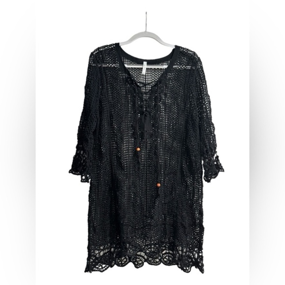 Francesca’s Long Sleeve Black Boho Crochet Swim Women’s Coverup Large